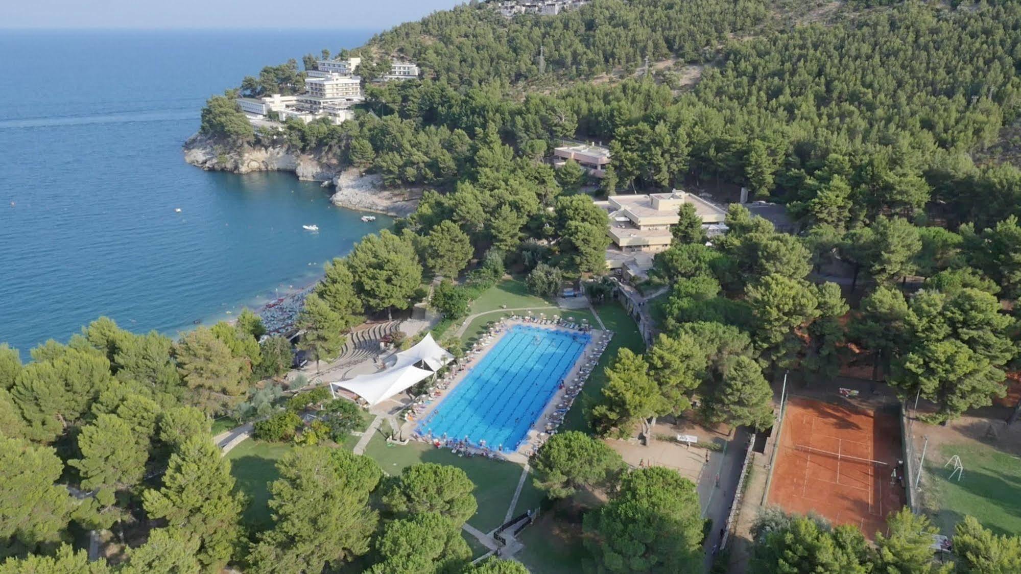 Pugnochiuso Resort - Hotel Del Faro Bagian luar foto